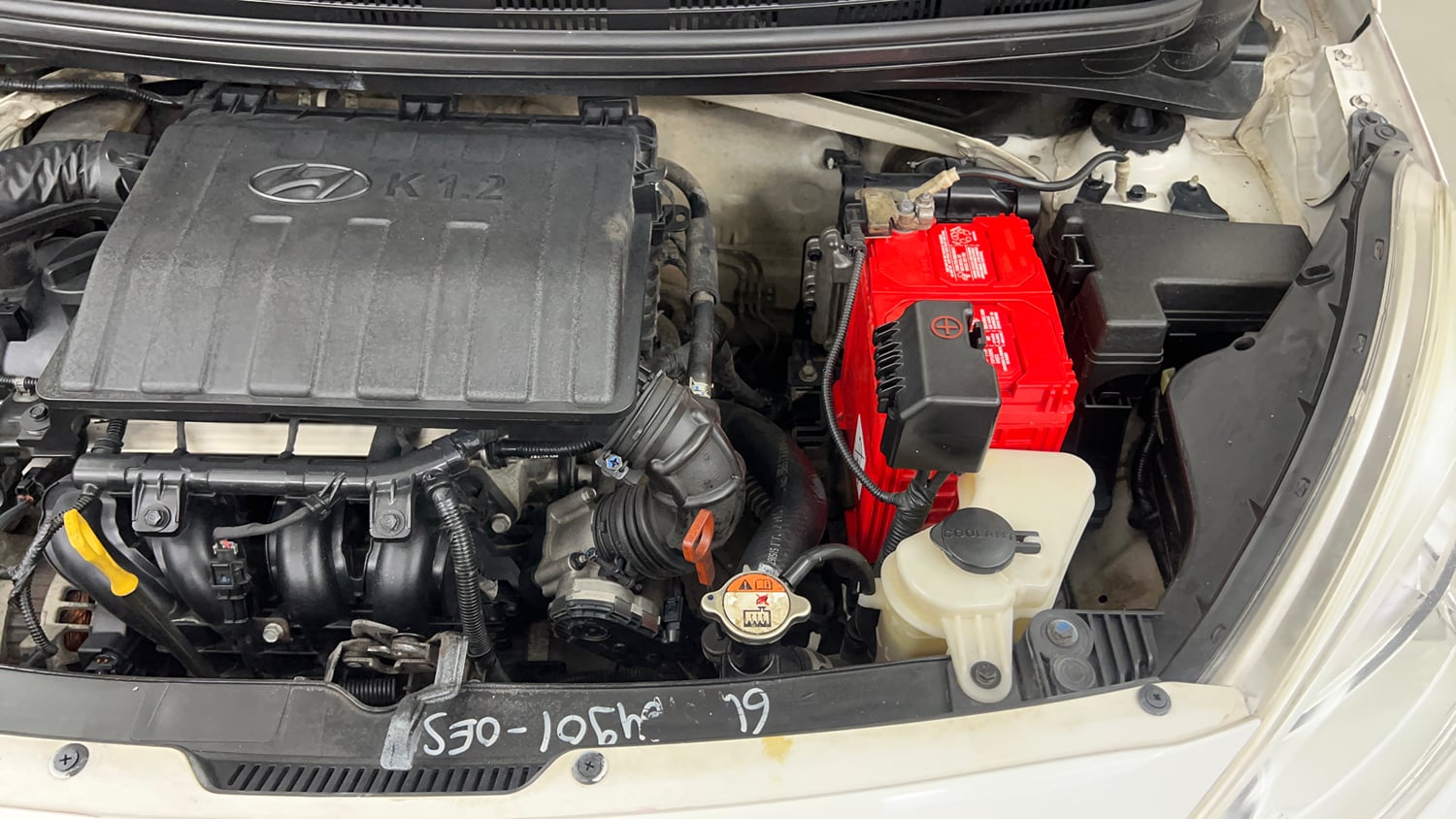 Used 2018 Hyundai Grand i10 Sportz (O) AT 1.2 Kappa VTVT Petrol Automatic engine ENGINE LEFT SIDE VIEW