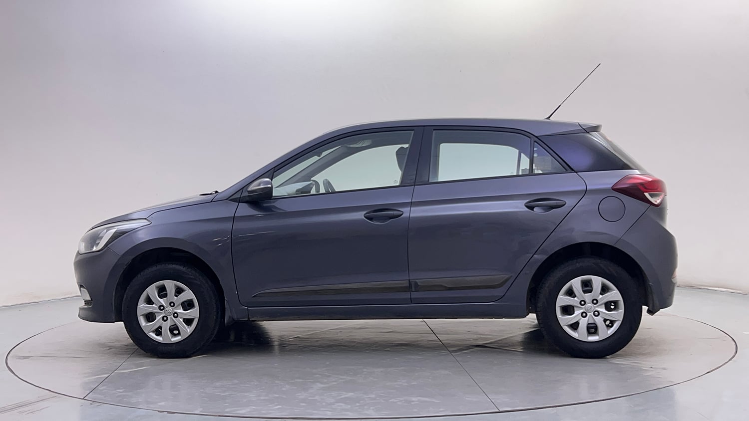 Used 2017 Hyundai Elite i20 Sportz 1.2 Petrol Manual exterior LEFT SIDE VIEW