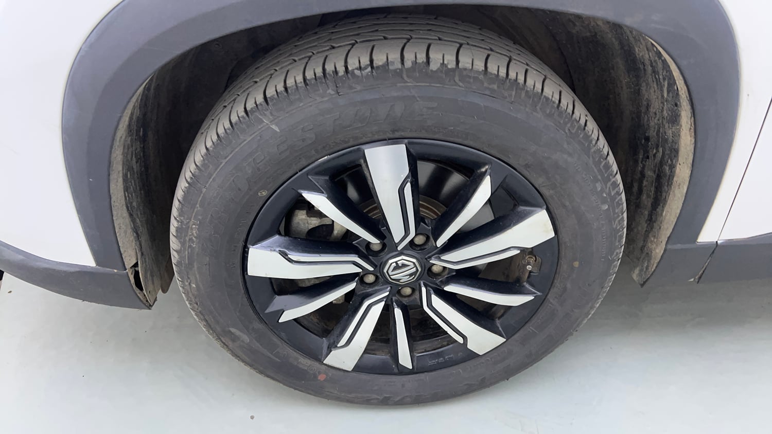 Used 2020 MG Motors Hector Sharp 2.0 Diesel Dual Tone Diesel Manual tyres LEFT FRONT TYRE RIM VIEW