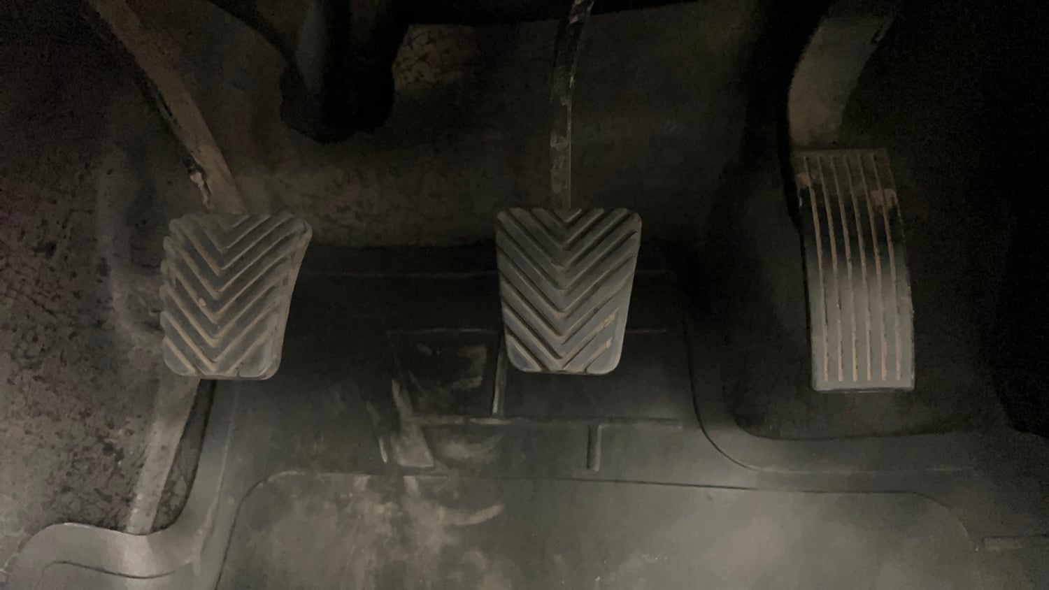 Used 2021 Hyundai Venue SX 1.0 Turbo Petrol Manual interior PEDALS VIEW