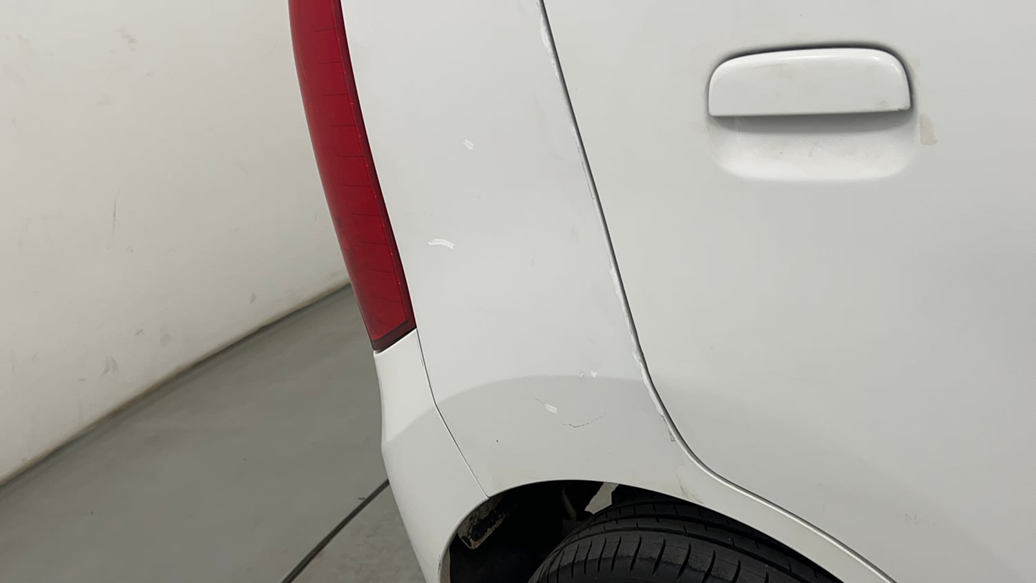 Used 2012 Maruti Suzuki Wagon R 1.0 VXi Petrol Manual dents MINOR DENT
