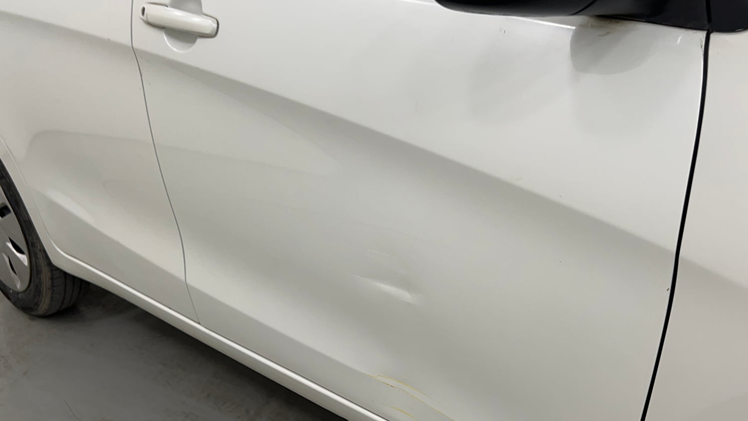 Used 2017 Maruti Suzuki Celerio ZXi Petrol Manual dents MINOR DENT