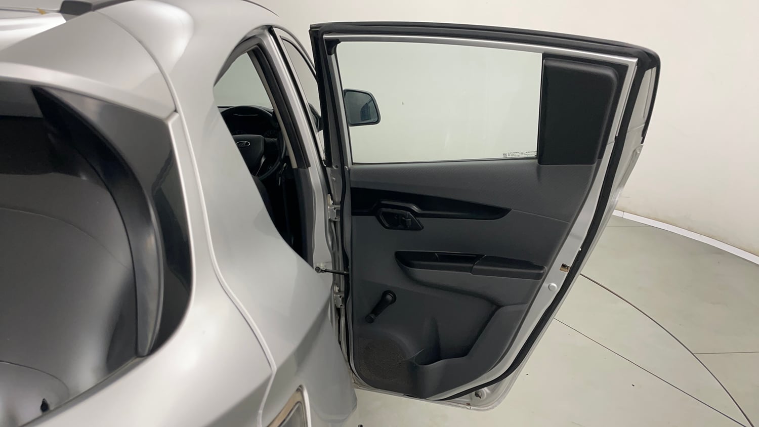 Used 2018 Mahindra KUV100 NXT K2 6 STR Petrol Manual interior RIGHT REAR DOOR OPEN VIEW