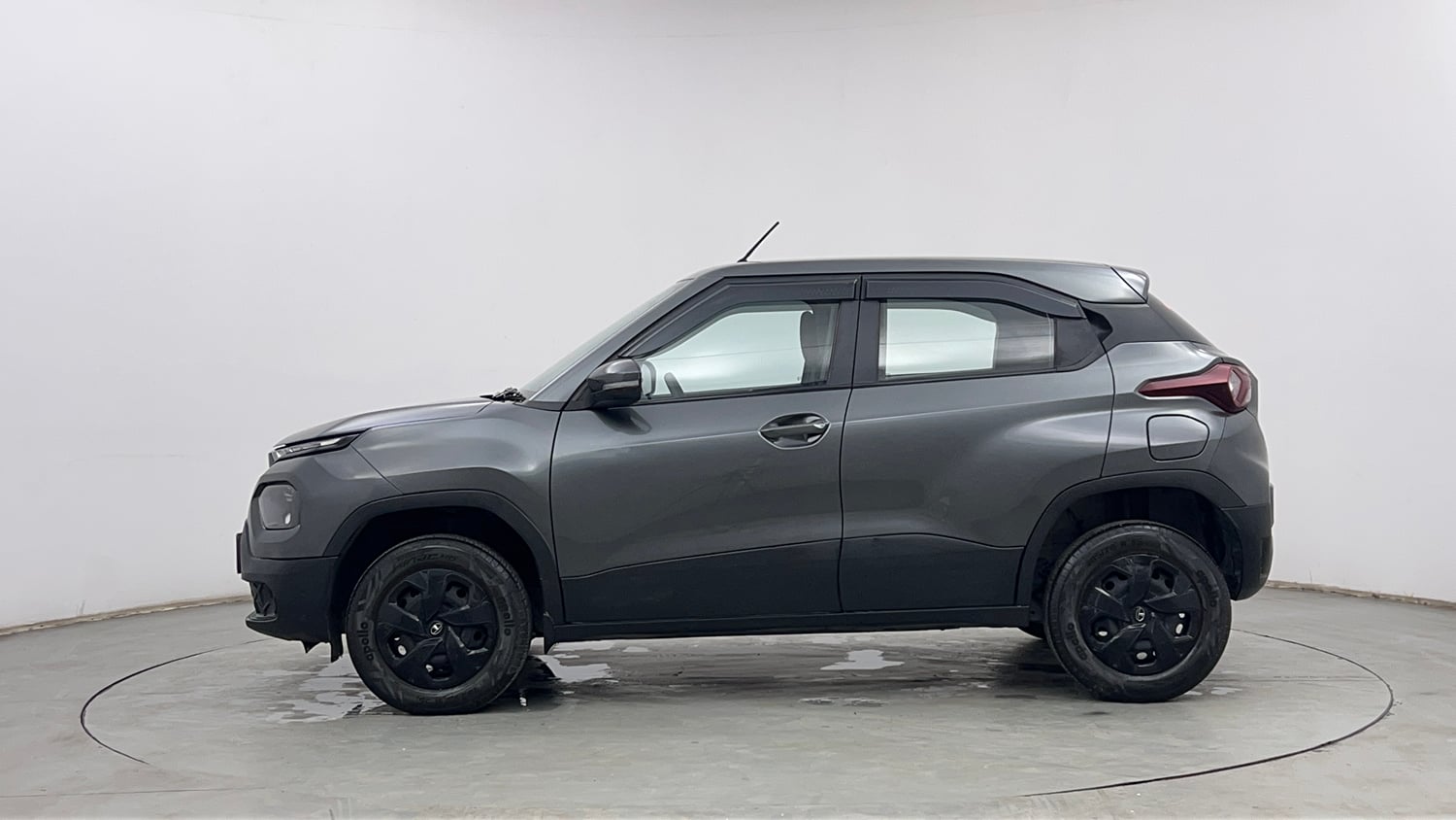 Used 2022 Tata Punch Adventure MT Petrol Manual exterior LEFT SIDE VIEW