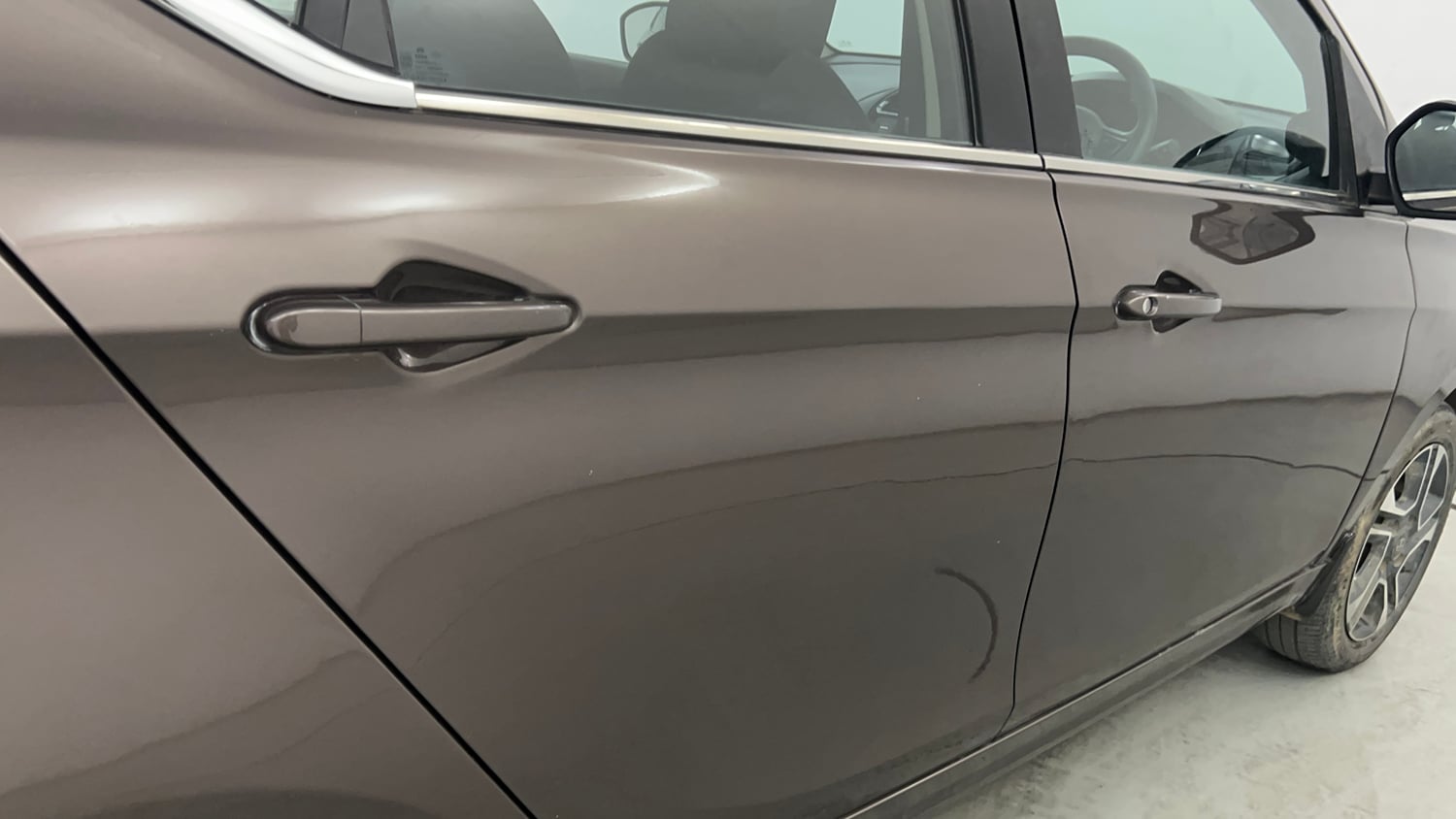 Used 2018 Tata Tigor Revotron XZA Petrol Automatic dents MINOR SCRATCH