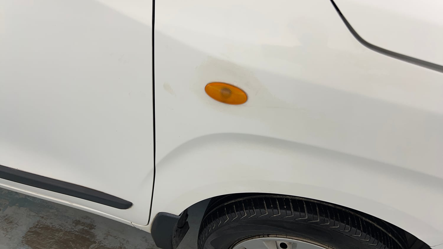 Used 2024 Maruti Suzuki Wagon R LXI 1.0 Petrol Manual dents MINOR DENT