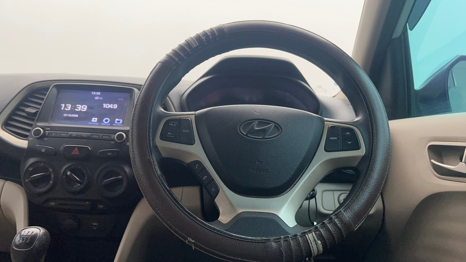 Used 2018 Hyundai Santro Sportz Petrol Manual interior STEERING VIEW