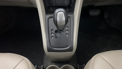 Used 2015 Maruti Suzuki Celerio VXi AMT Petrol Automatic interior GEAR  KNOB VIEW