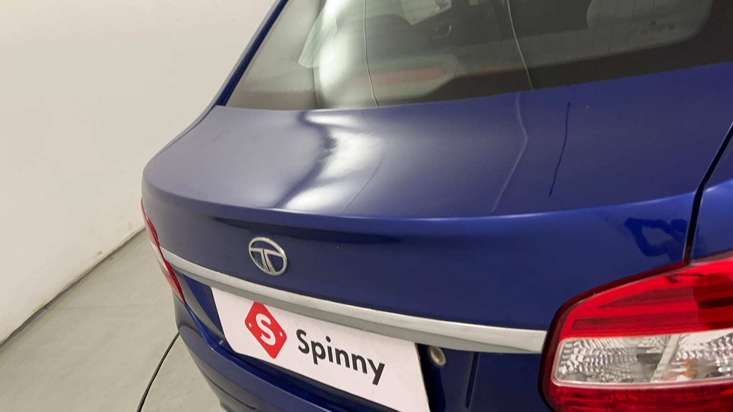 Used 2020 Tata Zest XT Petrol Petrol Manual dents MINOR SCRATCH