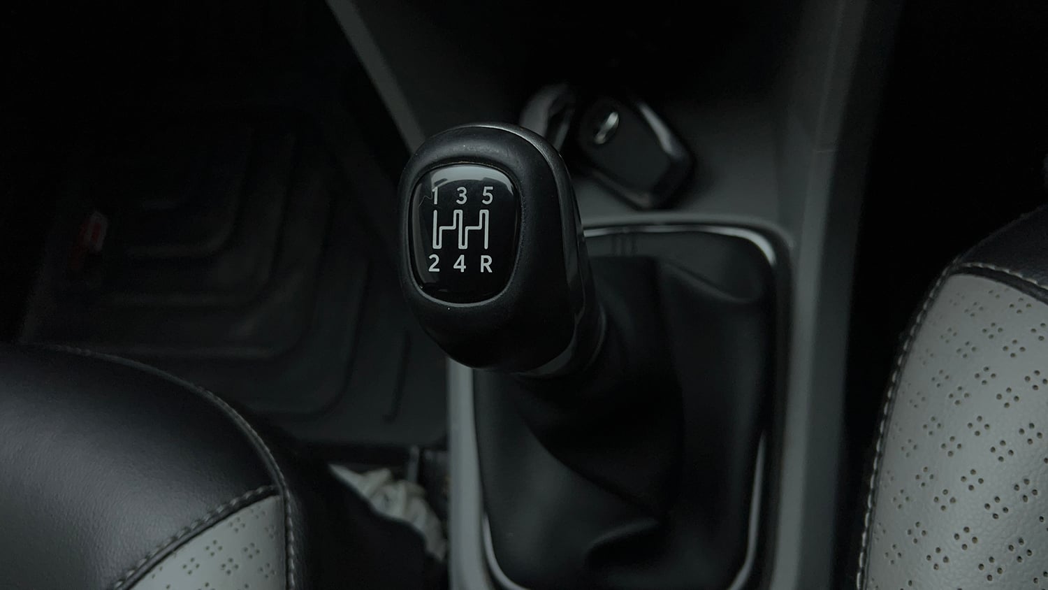 Used 2021 Tata Tigor XZ Plus Petrol Manual interior GEAR  KNOB VIEW