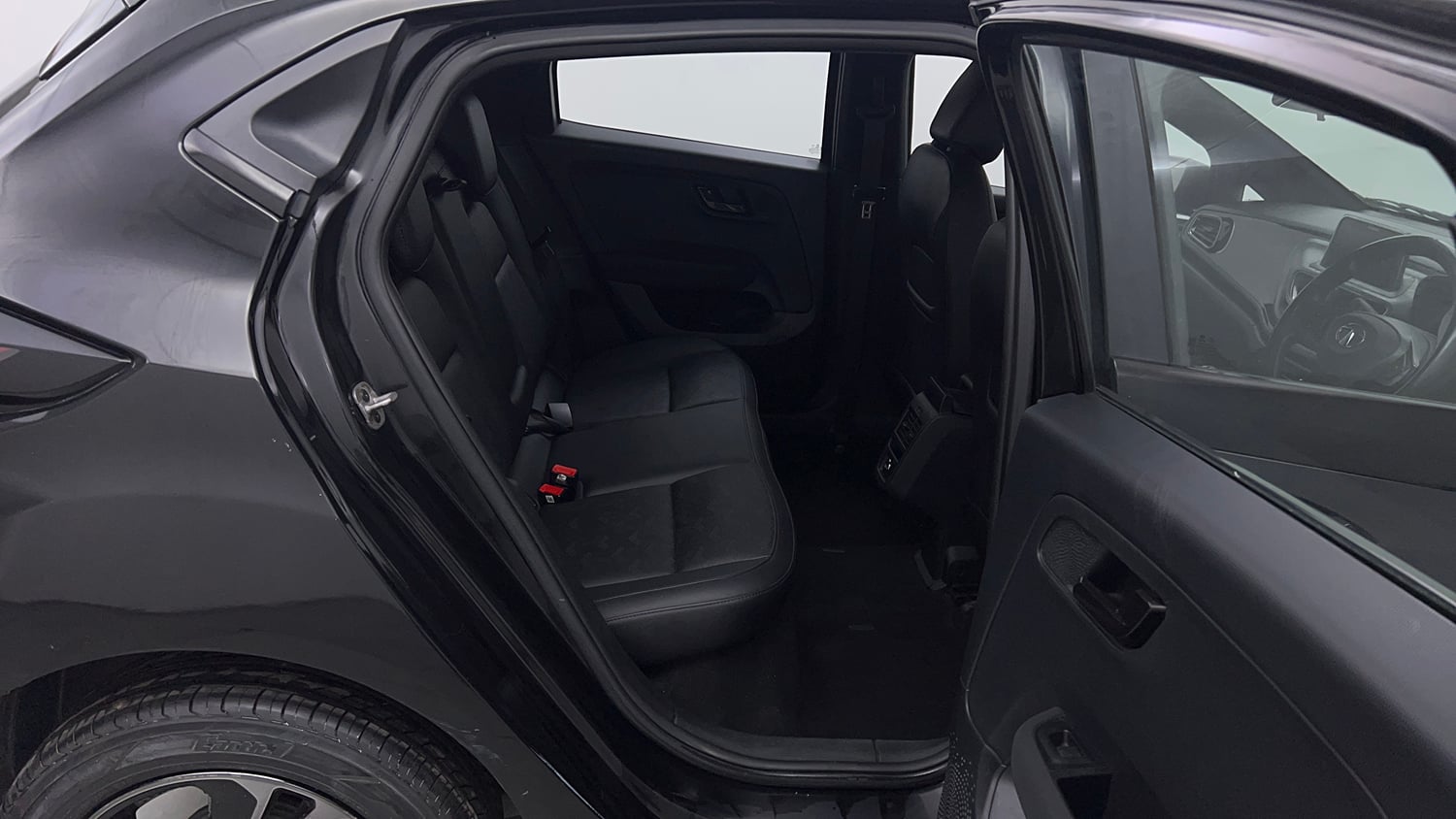 Used 2022 Tata Altroz XZ Plus Petrol Dark Edition Petrol Manual interior RIGHT SIDE REAR DOOR CABIN VIEW