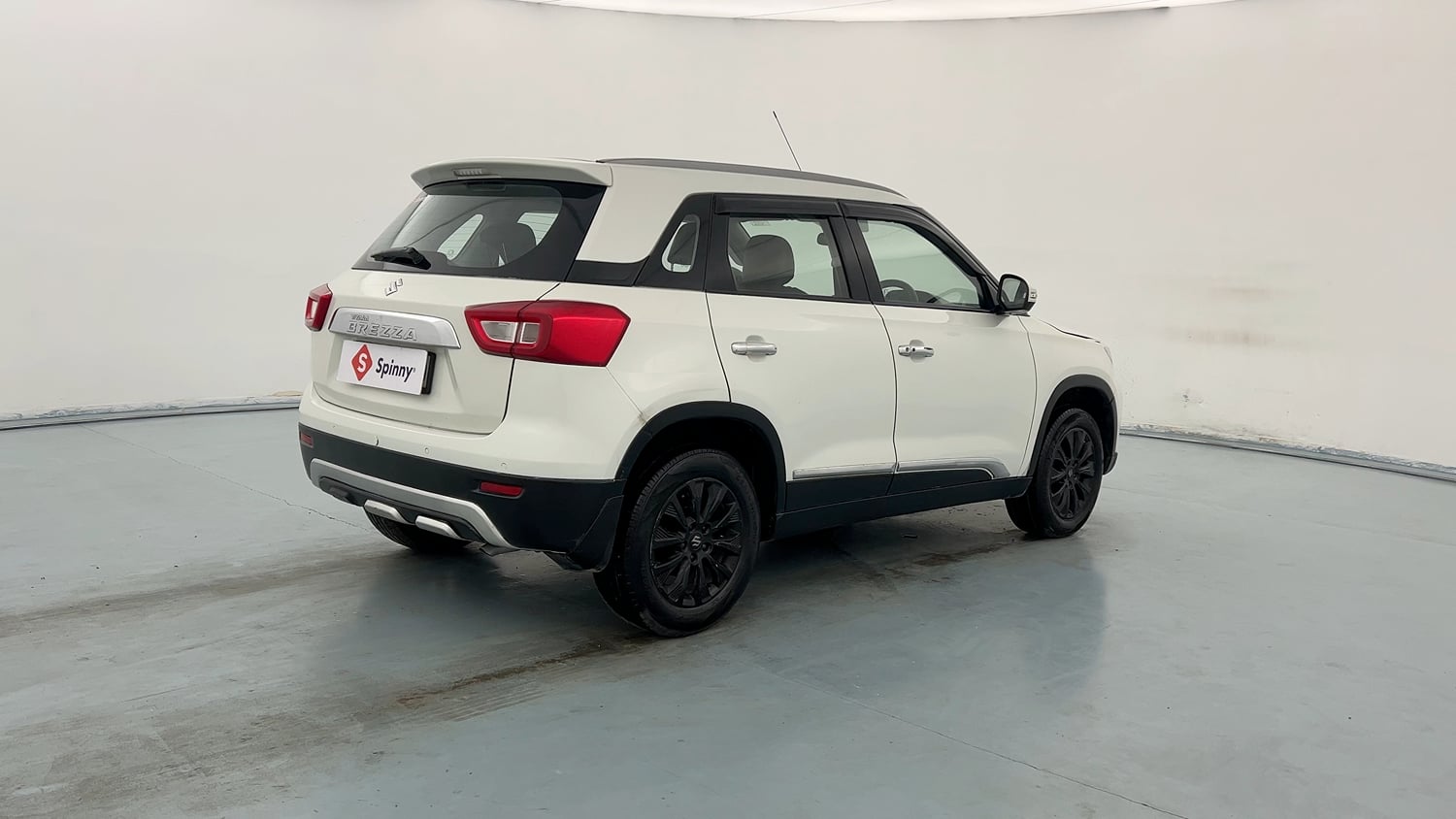 Used 2021 maruti-suzuki Vitara Brezza ZXi Petrol Manual exterior RIGHT REAR CORNER VIEW