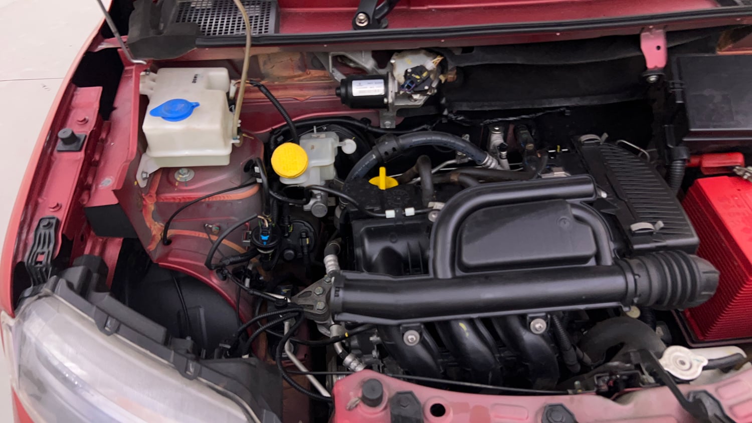 Used 2021 Renault Kwid RXT 1.0 AMT (O) Petrol Automatic engine ENGINE RIGHT SIDE VIEW