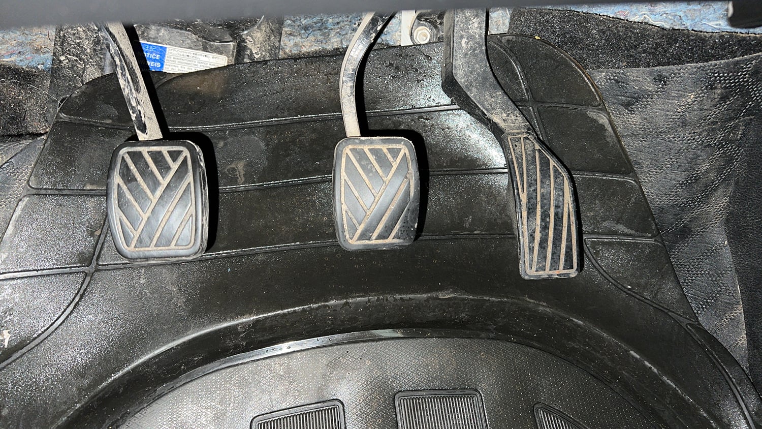 Used 2021 maruti-suzuki Vitara Brezza ZXi Petrol Manual interior PEDALS VIEW