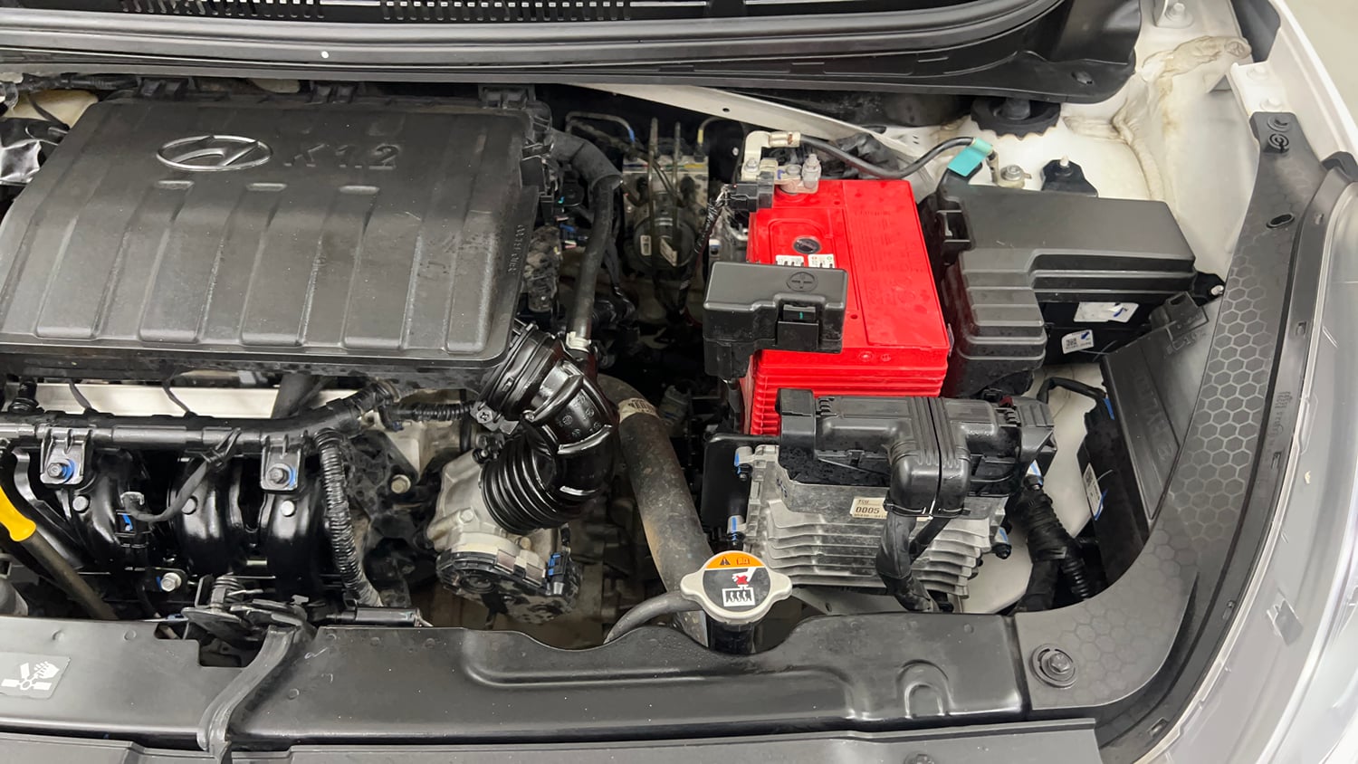 Used 2024 Hyundai Grand i10 Nios Asta 1.2 Kappa AMT Petrol Automatic engine ENGINE LEFT SIDE VIEW