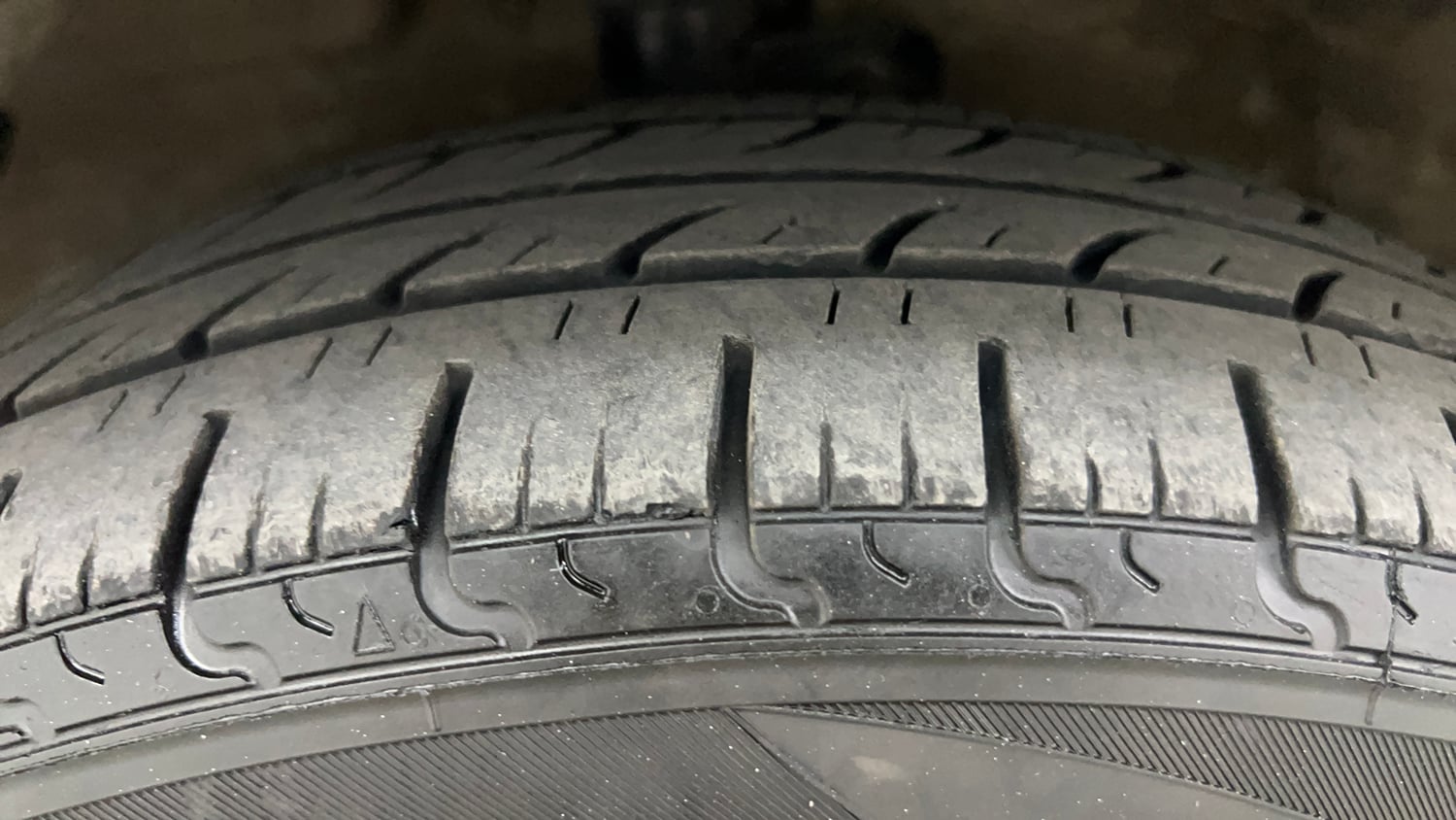 Used 2017 Maruti Suzuki Celerio ZXi Opt Petrol Manual tyres LEFT FRONT TYRE TREAD VIEW
