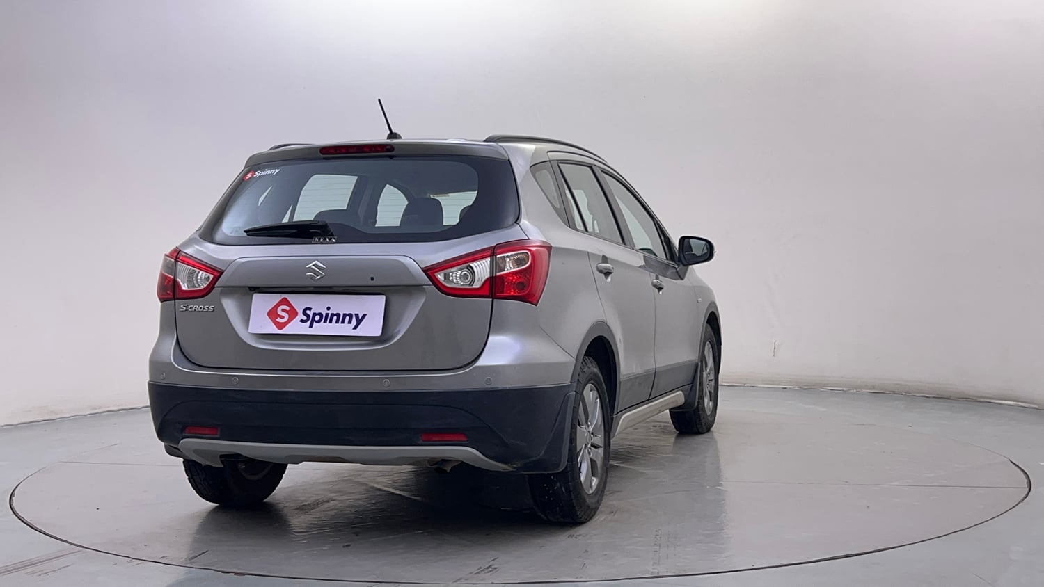Used 2016 Maruti Suzuki S-Cross Zeta 1.3 Diesel Manual exterior RIGHT REAR CORNER VIEW