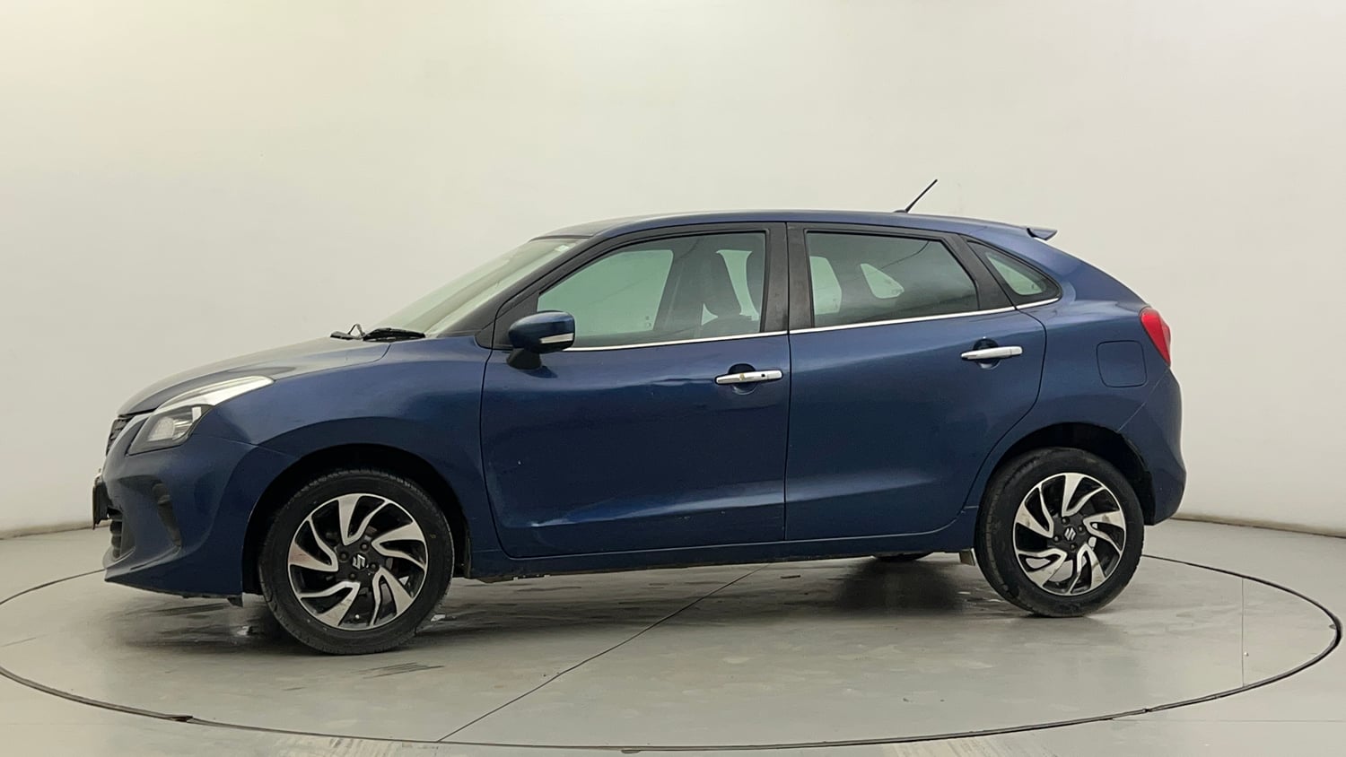 Used 2020 Maruti Suzuki Baleno Alpha Petrol Manual exterior LEFT SIDE VIEW