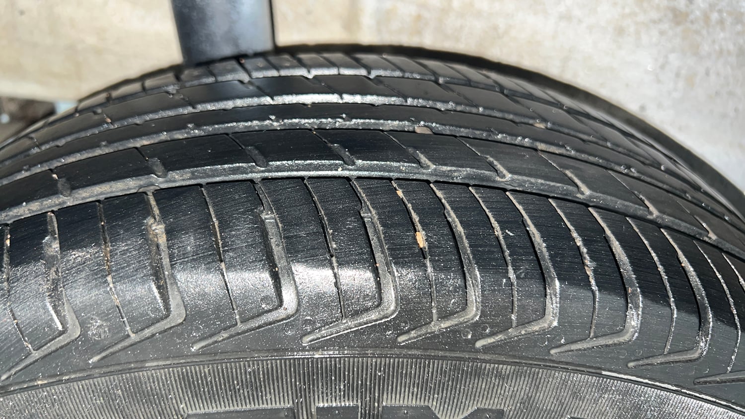 Used 2024 Maruti Suzuki Wagon R LXI 1.0 Petrol Manual tyres RIGHT REAR TYRE TREAD VIEW
