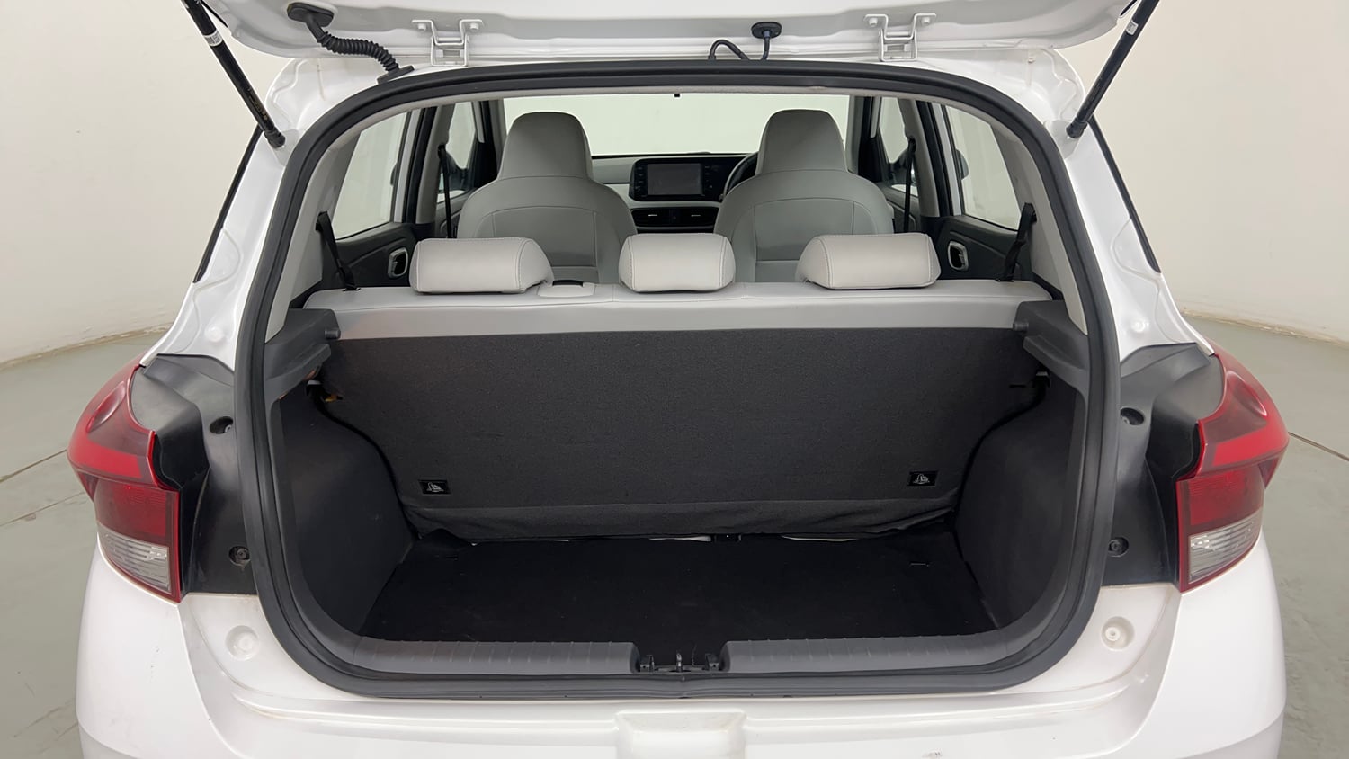 Used 2024 Hyundai Grand i10 Nios Asta 1.2 Kappa AMT Petrol Automatic interior DICKY INSIDE VIEW