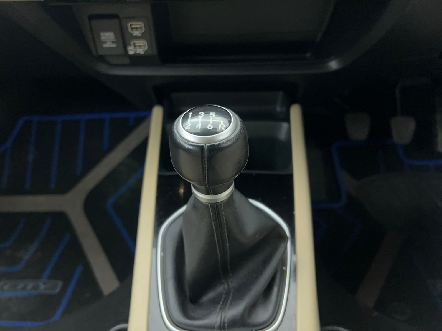 Used 2021 Honda City VX Petrol Petrol Manual interior GEAR  KNOB VIEW