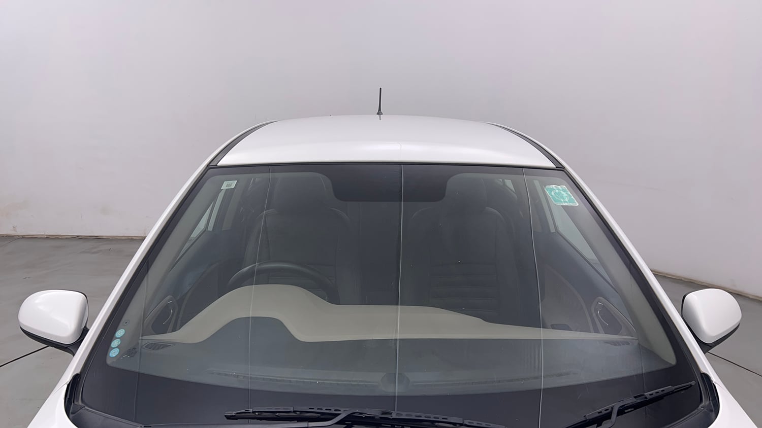 Used 2019 Hyundai Elite i20 Magna Plus 1.2 Petrol Manual exterior FRONT WINDSHIELD VIEW