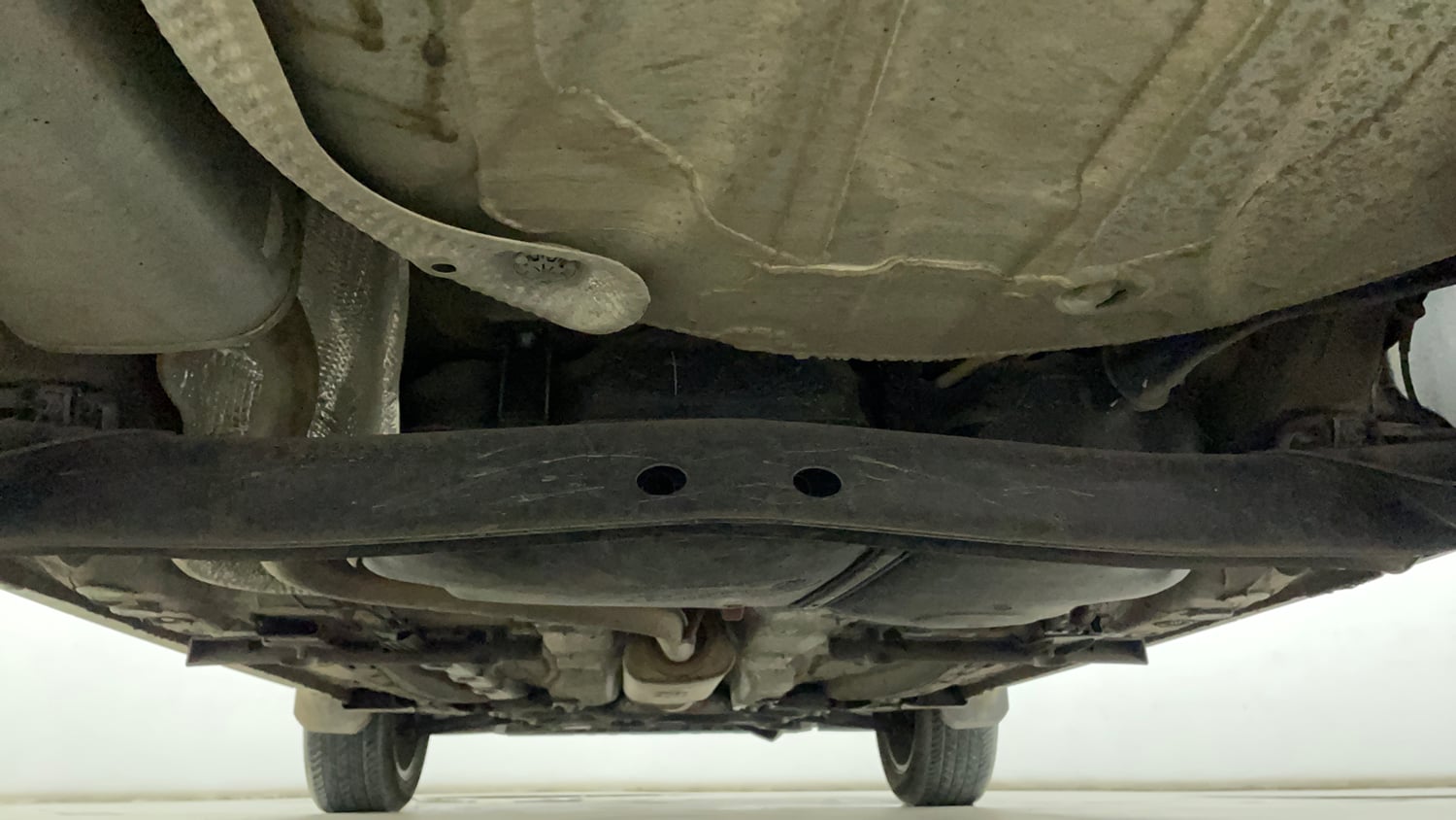 Used 2026 Skoda Kylaq Prestige+ 1.0 TSI AT Petrol Automatic extra REAR UNDERBODY VIEW (TAKEN FROM REAR)