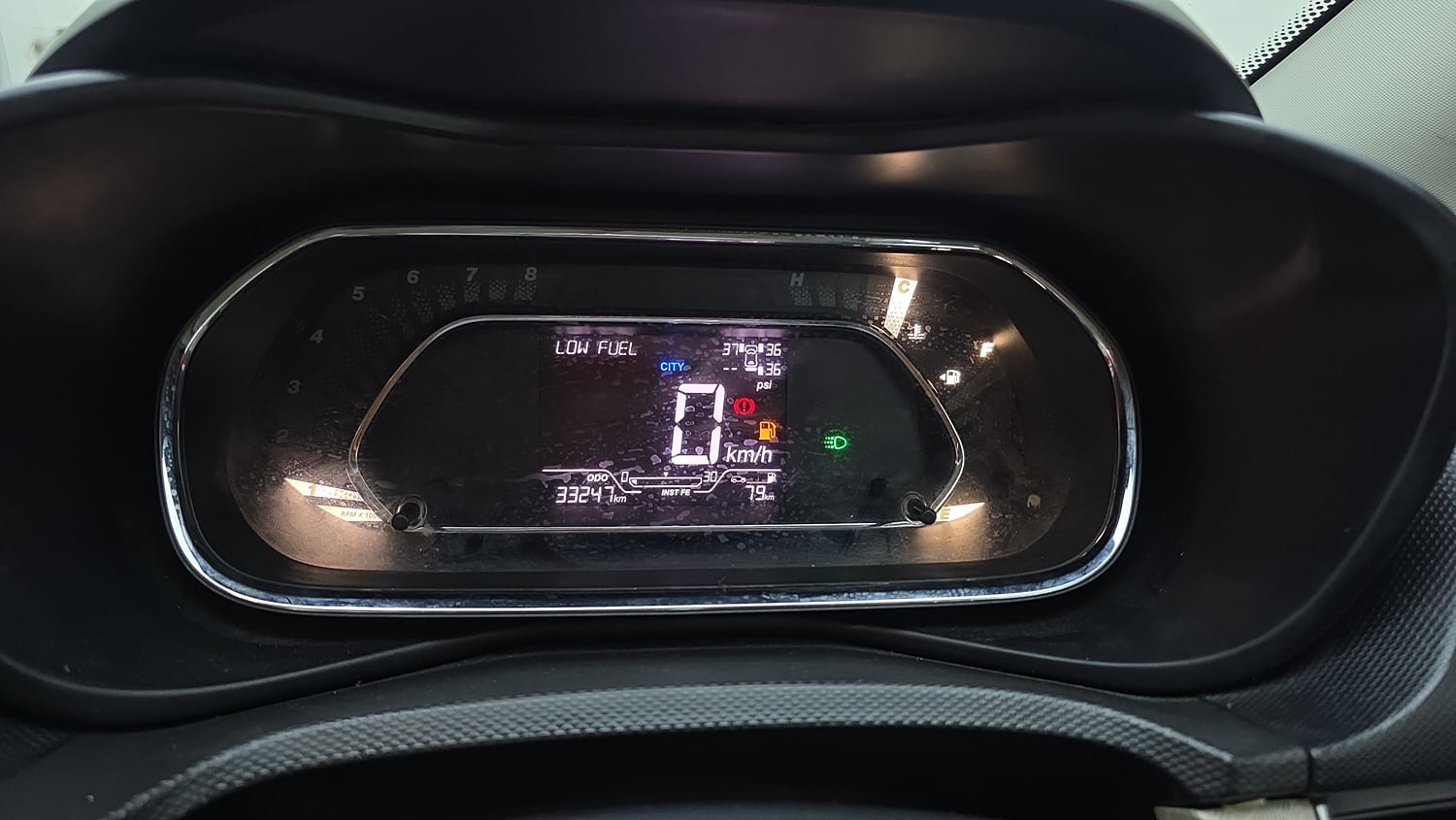 Used 2023 Tata Nexon XZ Plus LUXS Petrol Manual interior CLUSTERMETER VIEW