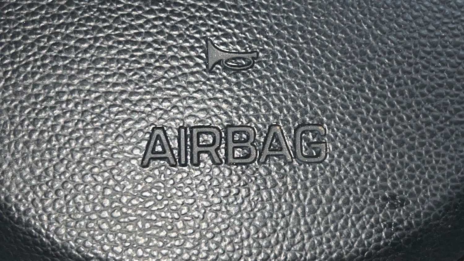 Used 2019 Hyundai Elite i20 Magna Plus 1.2 Petrol Manual top_features Airbags