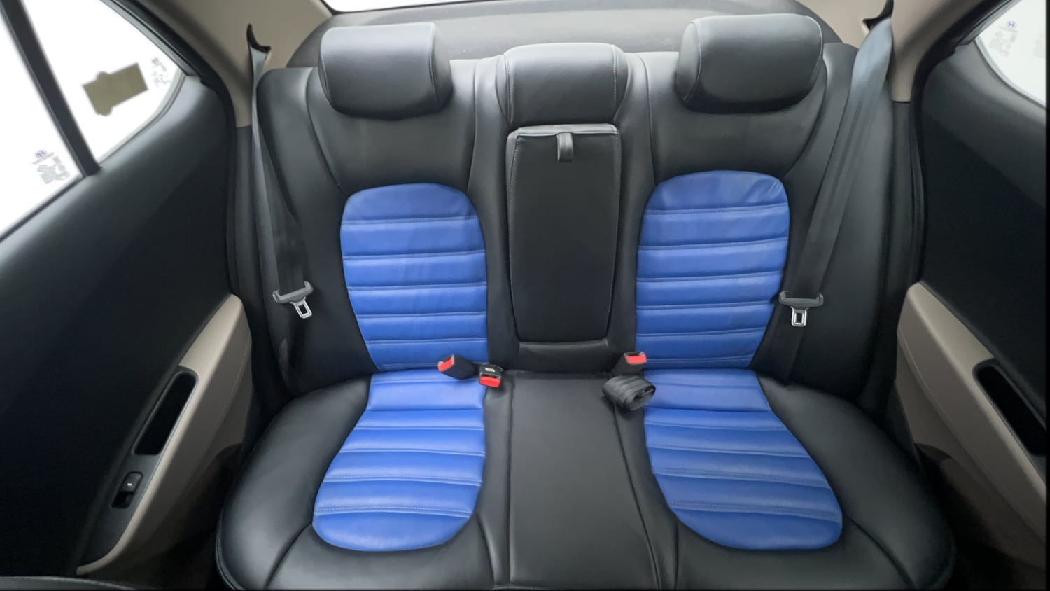 Used 2019 Hyundai Xcent SX Petrol Manual interior REAR SEAT CONDITION VIEW