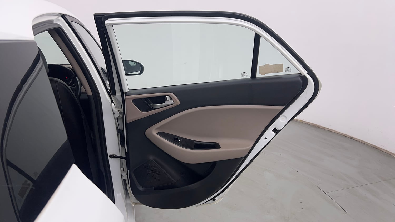 Used 2019 Hyundai Elite i20 Magna Plus 1.2 Petrol Manual interior RIGHT REAR DOOR OPEN VIEW