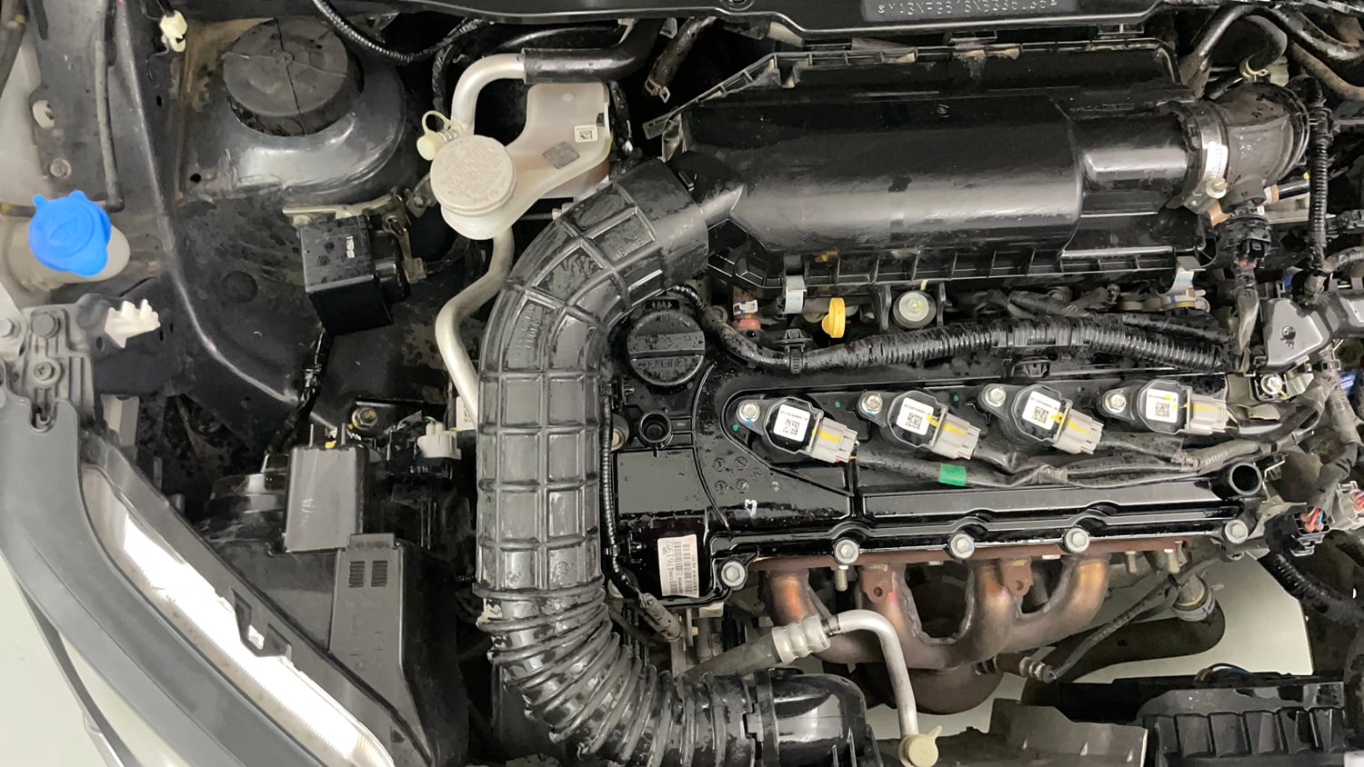 Used 2022 Maruti Suzuki Ignis Delta 1.2 MT Petrol Manual engine ENGINE RIGHT SIDE VIEW