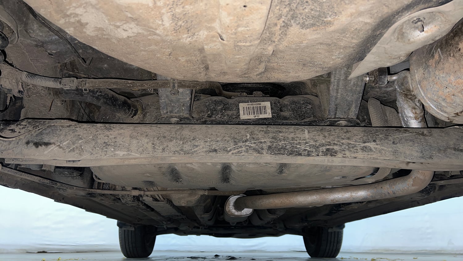 Used 2019 hyundai Venue S 1.0 AT Turbo Petrol Petrol Automatic extra REAR UNDERBODY VIEW (TAKEN FROM REAR)