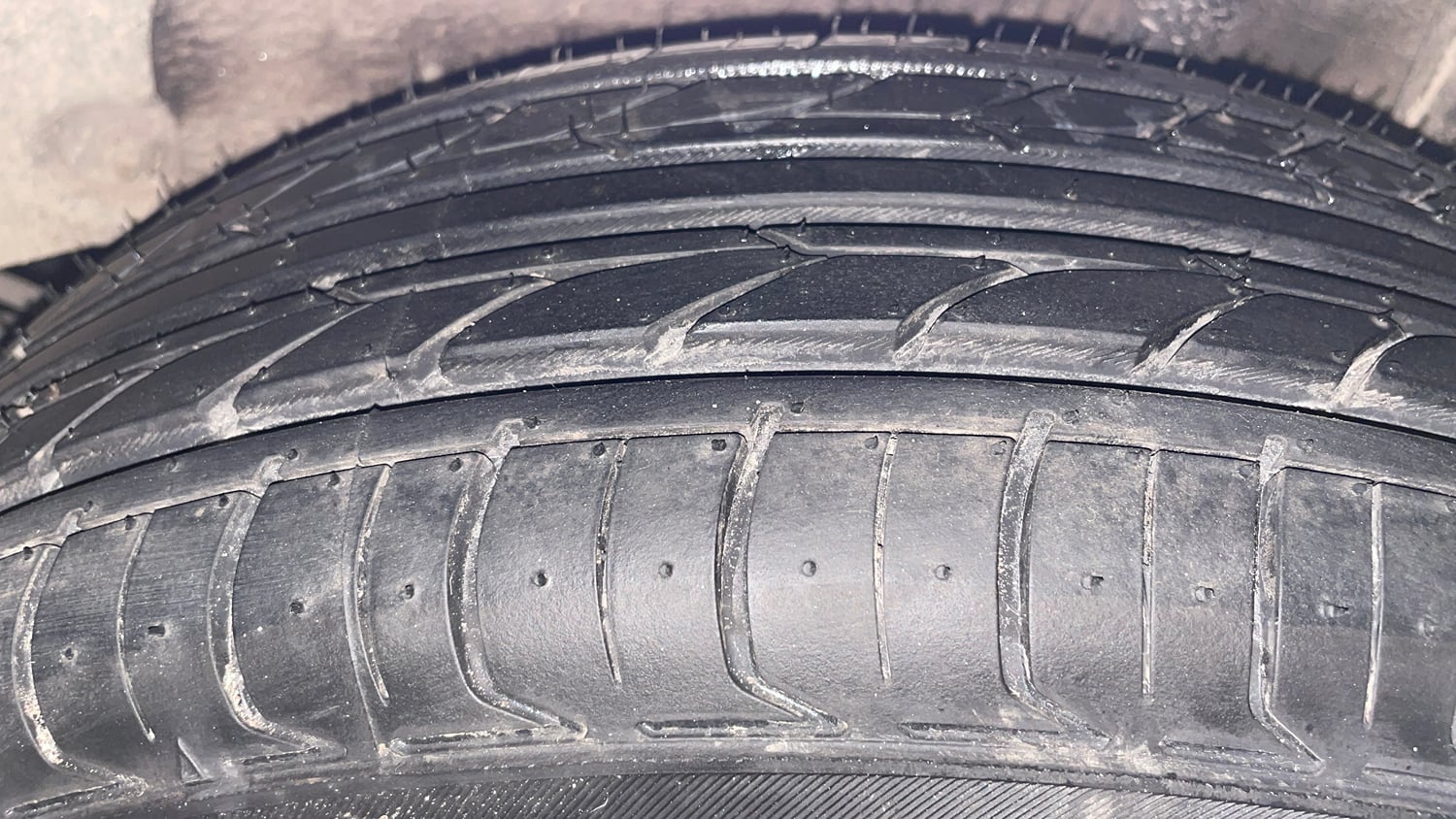 Used 2017 Tata Zest XE Petrol Petrol Manual tyres LEFT REAR TYRE TREAD VIEW