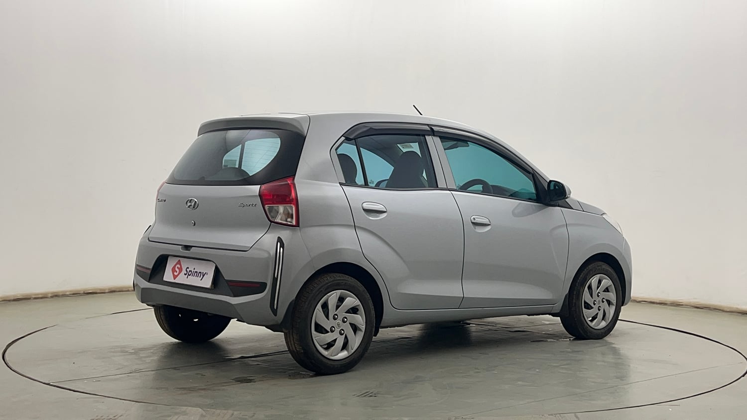Used 2018 Hyundai Santro Sportz Petrol Manual exterior RIGHT REAR CORNER VIEW