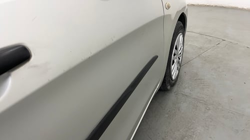 Used 2015 Maruti Suzuki Celerio VXi AMT Petrol Automatic dents MINOR SCRATCH