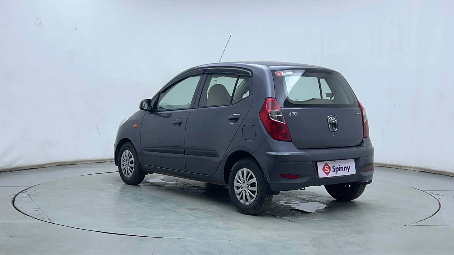 Used 2016 Hyundai i10 Sportz 1.1 iRDE2 Petrol Manual exterior LEFT REAR CORNER VIEW