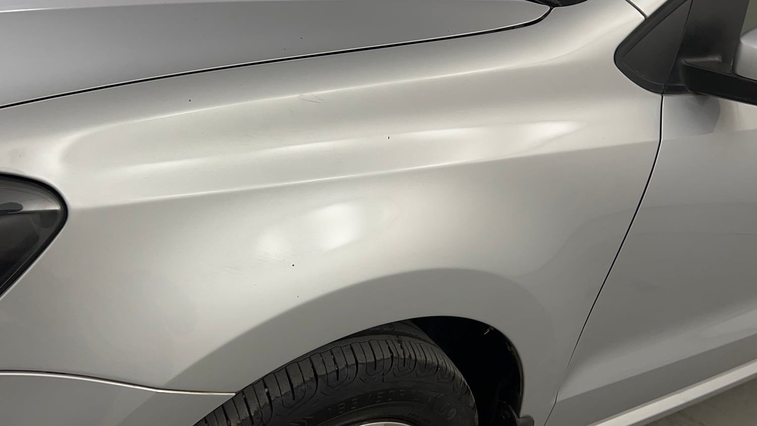 Used 2018 Volkswagen Ameo Comfortline 1.2L (P) Petrol Manual dents MINOR SCRATCH