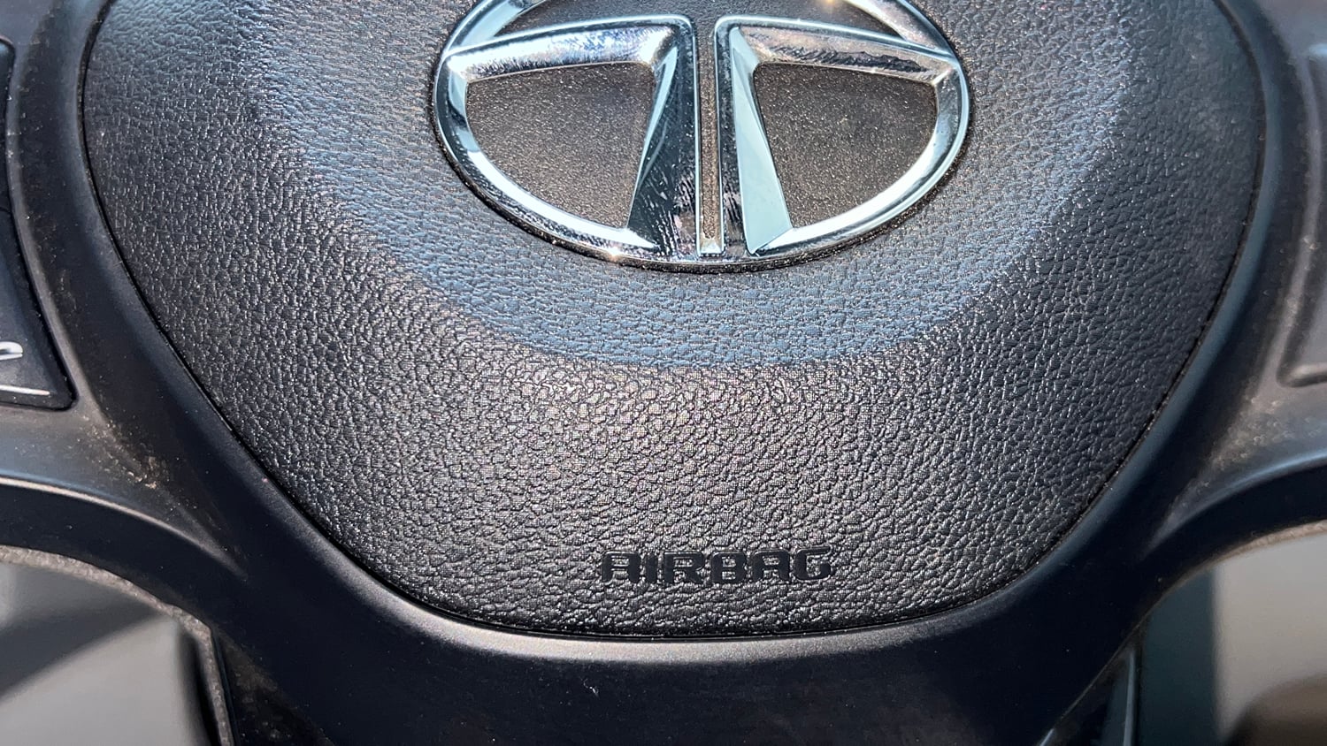 Used 2021 Tata Tigor XZ Plus Petrol Manual top_features Airbags