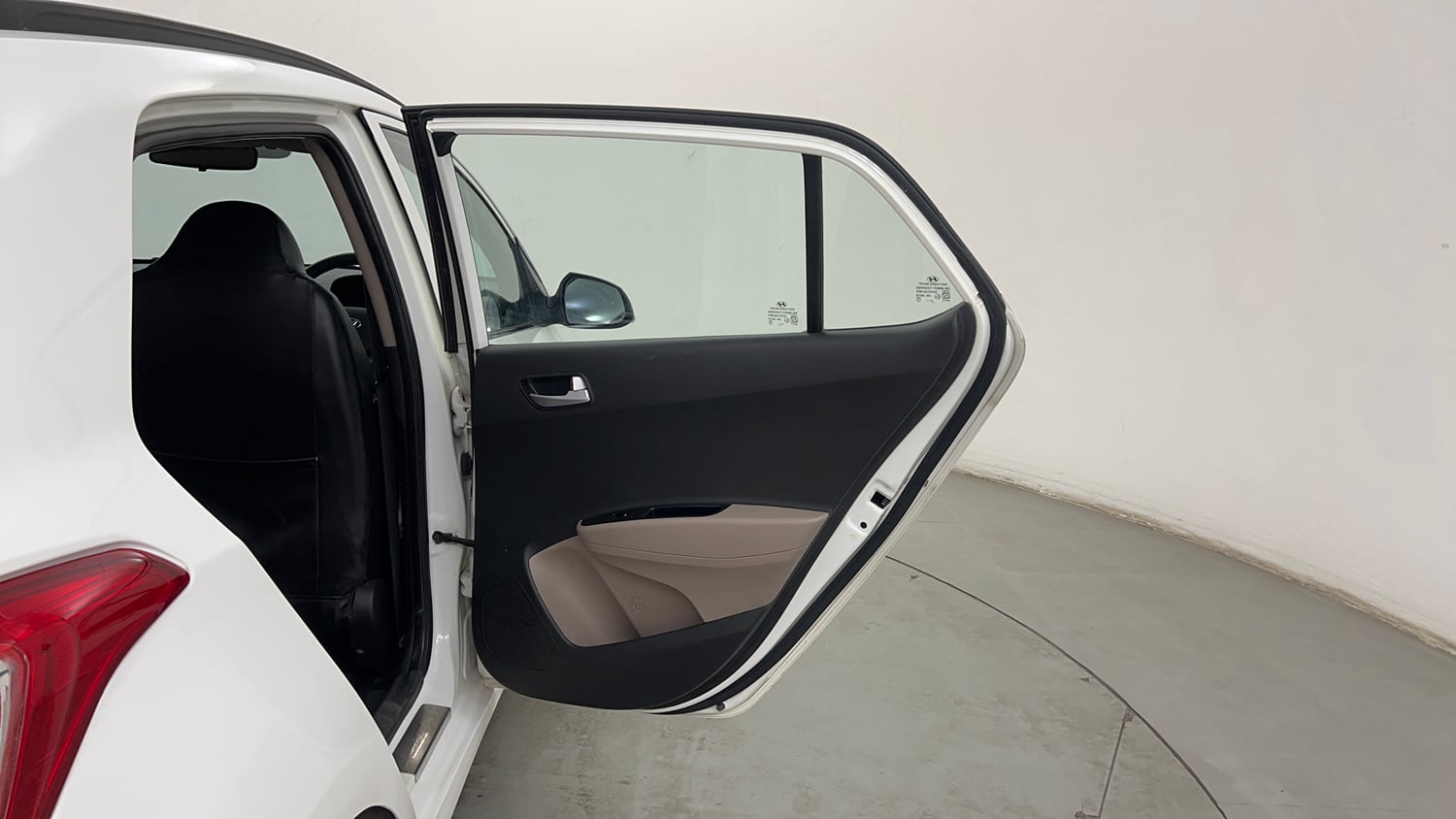 Used 2018 Hyundai Grand i10 Sportz (O) AT 1.2 Kappa VTVT Petrol Automatic interior RIGHT REAR DOOR OPEN VIEW