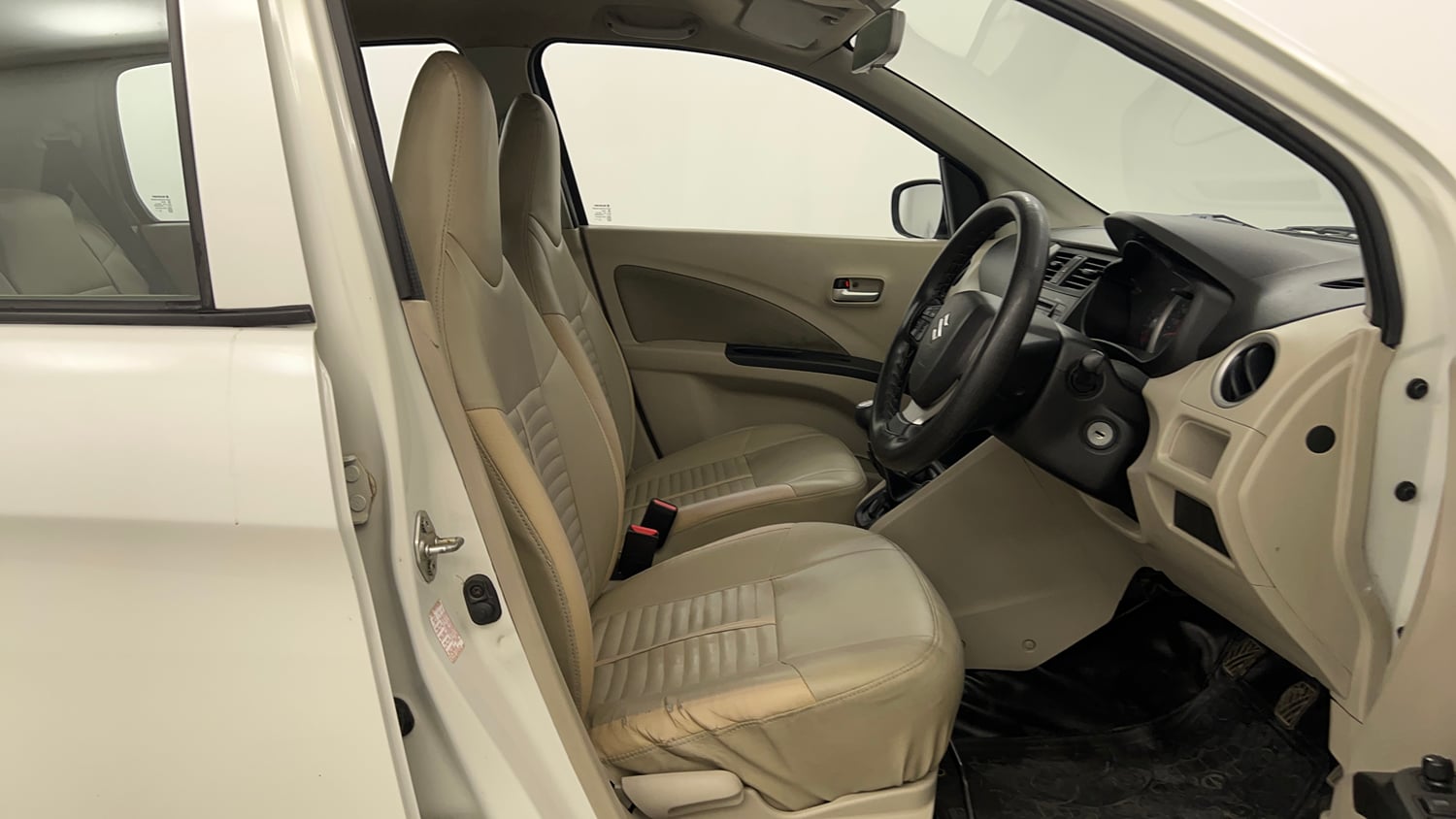Used 2017 Maruti Suzuki Celerio ZXi Petrol Manual interior RIGHT SIDE FRONT DOOR CABIN VIEW