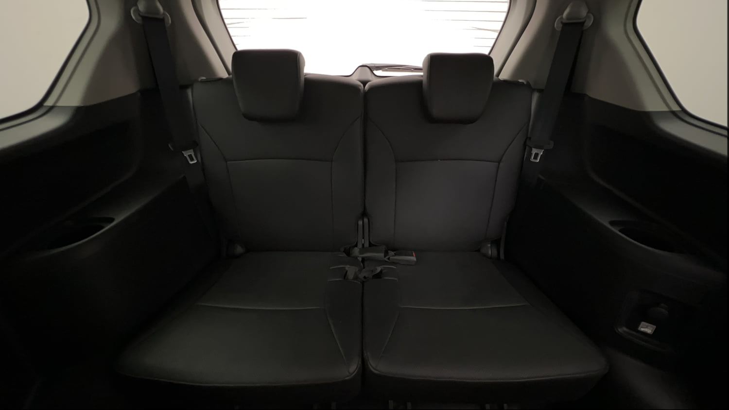 Used 2022 Maruti Suzuki XL6 Alpha MT Petrol Petrol Manual interior THIRD ROW SEAT