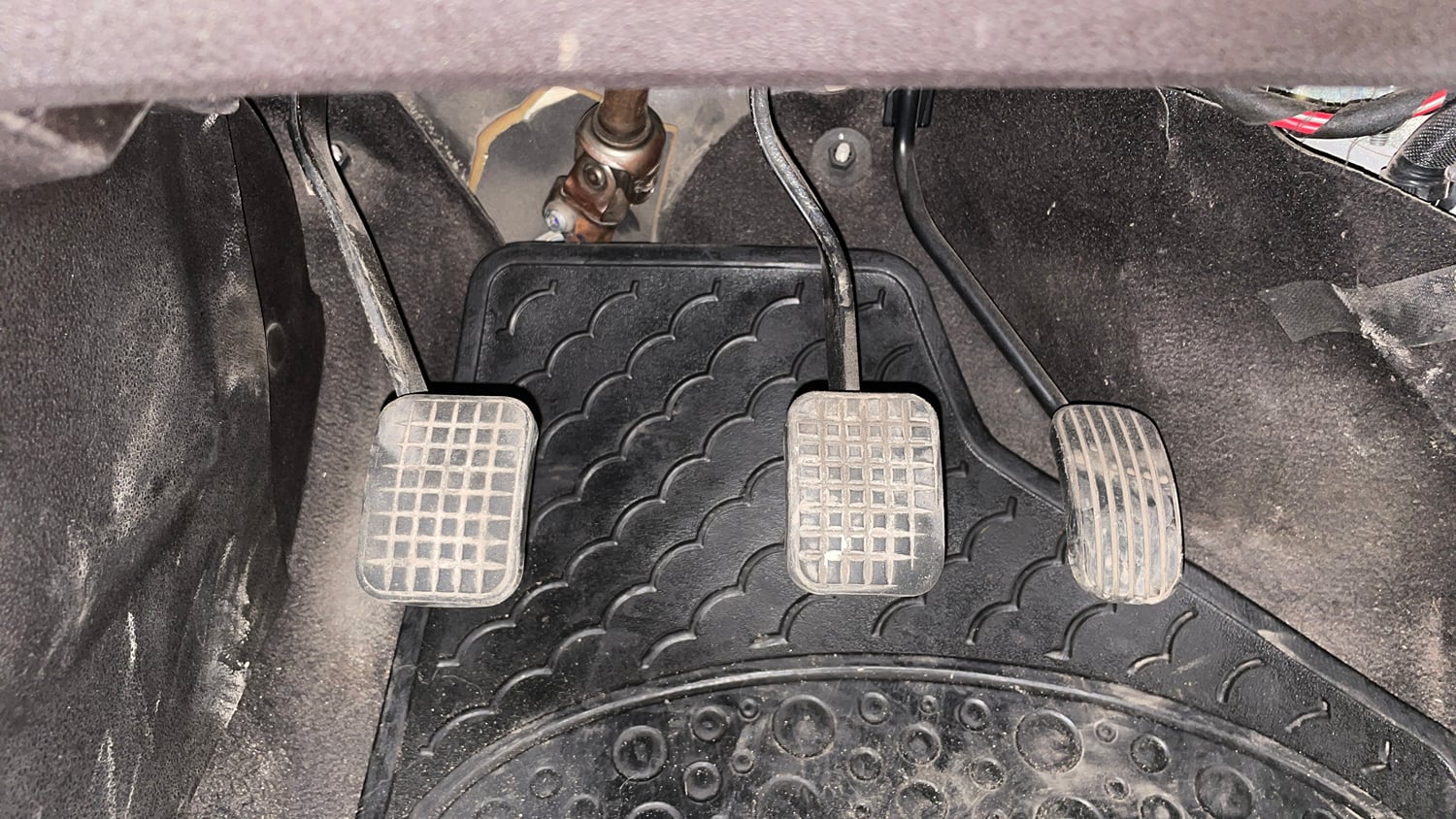 Used 2017 Tata Zest XE Petrol Petrol Manual interior PEDALS VIEW