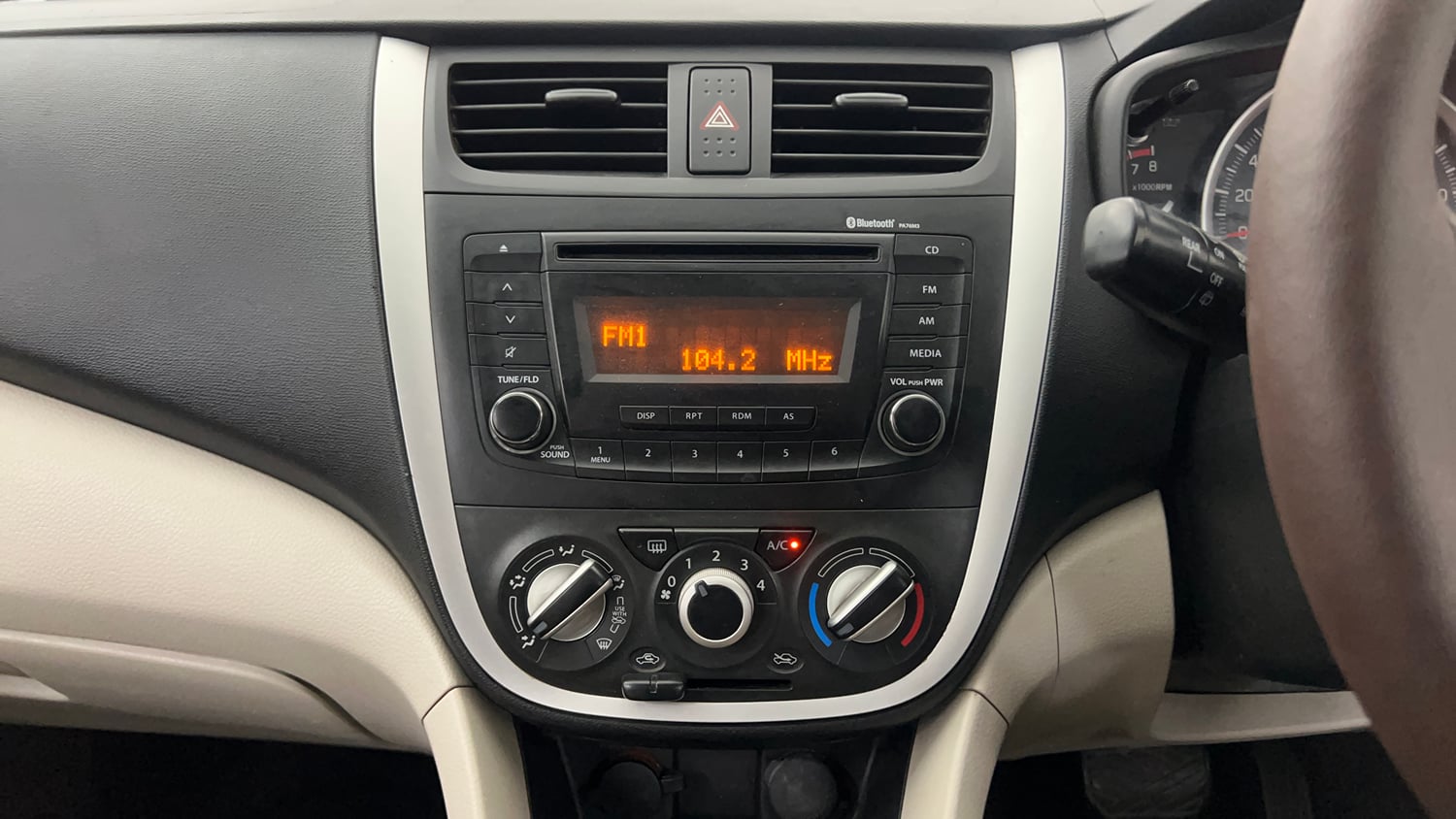 Used 2019 Maruti Suzuki Celerio ZXi AMT Petrol Automatic interior MUSIC SYSTEM & AC CONTROL VIEW