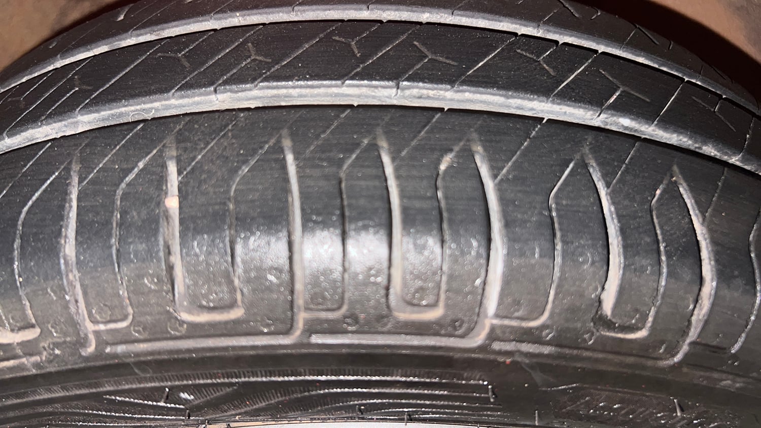 Used 2013 Maruti Suzuki Alto K10 VXi Petrol Manual tyres RIGHT FRONT TYRE TREAD VIEW