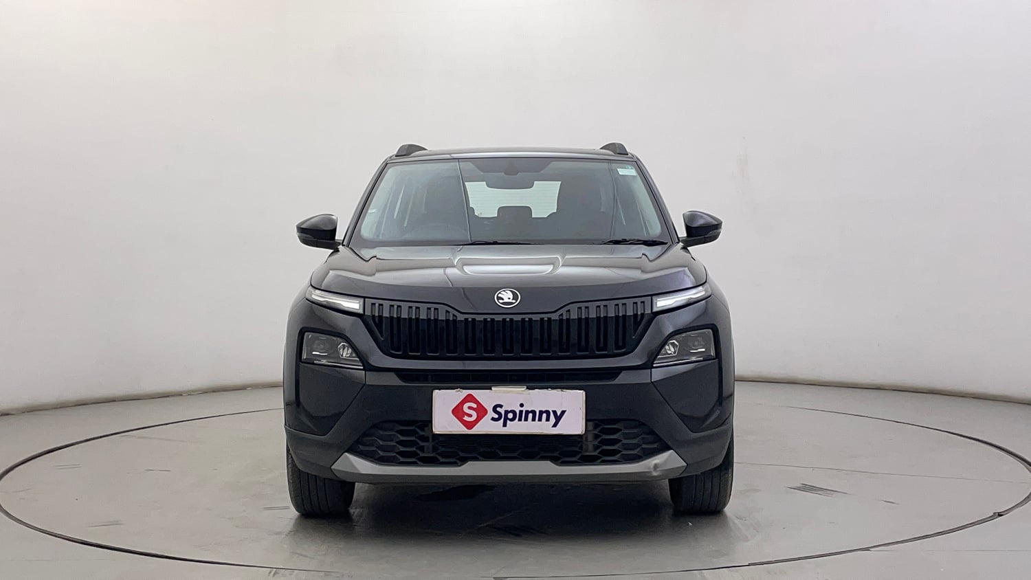 Used 2026 Skoda Kylaq Prestige+ 1.0 TSI AT Petrol Automatic exterior FRONT VIEW