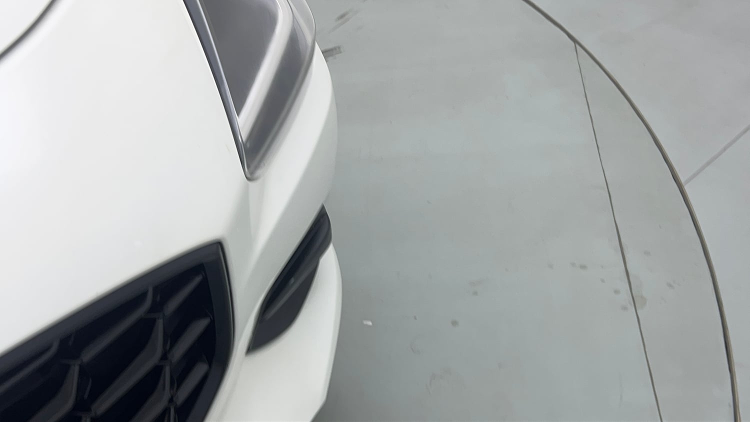 Used 2024 Maruti Suzuki Swift VXi (O) AMT Petrol Automatic dents MINOR SCRATCH
