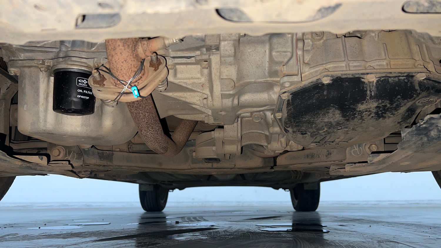 Used 2019 Toyota Glanza V CVT Petrol Automatic extra FRONT LEFT UNDERBODY VIEW