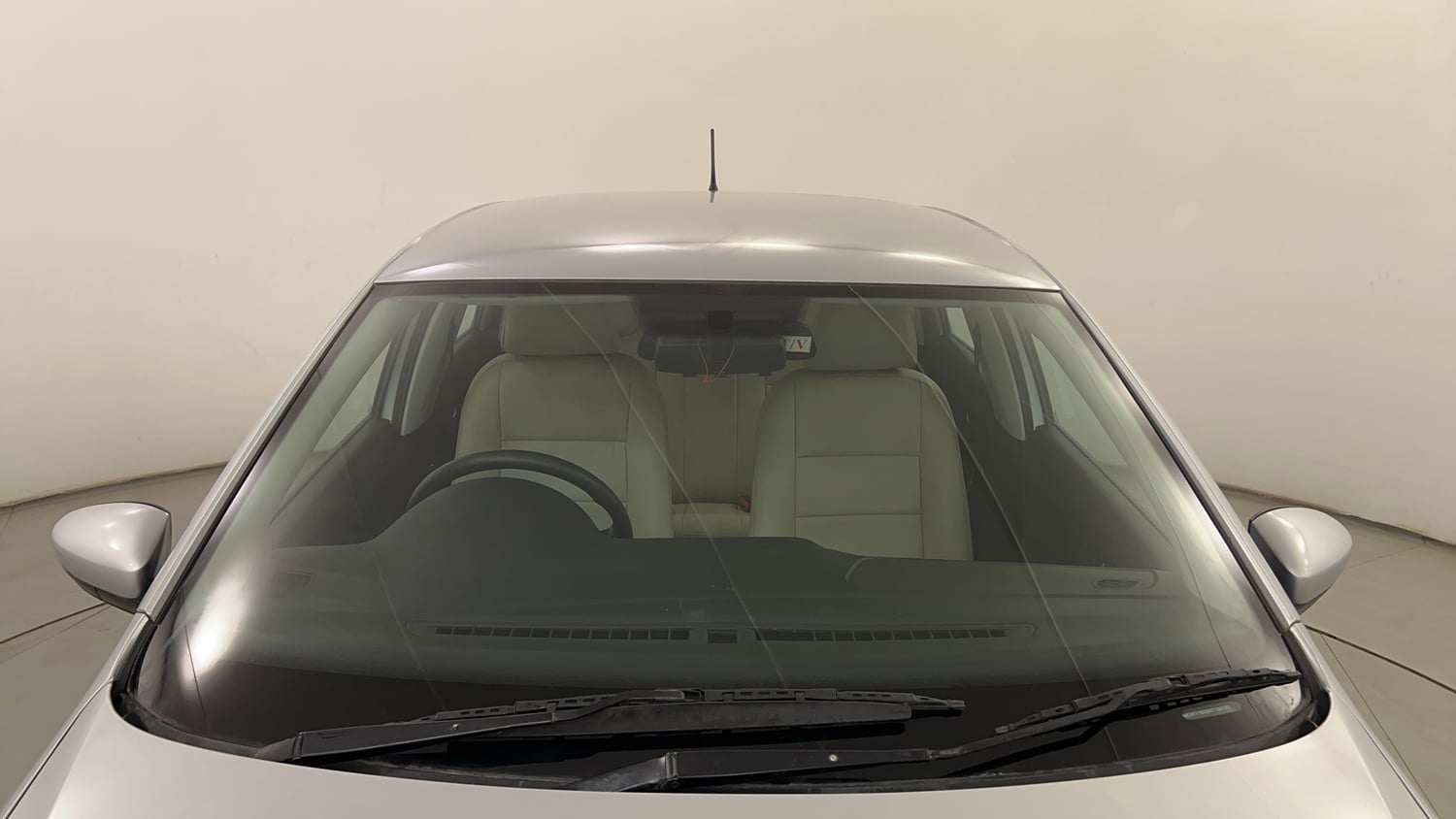 Used 2018 Volkswagen Ameo Comfortline 1.2L (P) Petrol Manual exterior FRONT WINDSHIELD VIEW