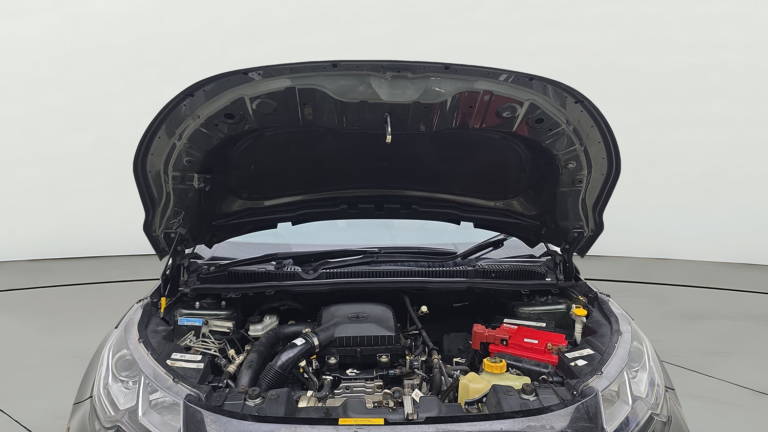 Used 2023 Tata Nexon XZ Plus LUXS Petrol Manual engine ENGINE & BONNET OPEN FRONT VIEW